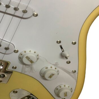 Guitarra Winner WGS Strato Creme 3 Capta Single Com Alavanca