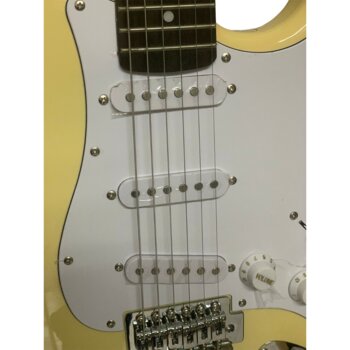 Guitarra Winner WGS Strato Creme 3 Capta Single Com Alavanca